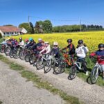 Atelier vélo sous le soleil